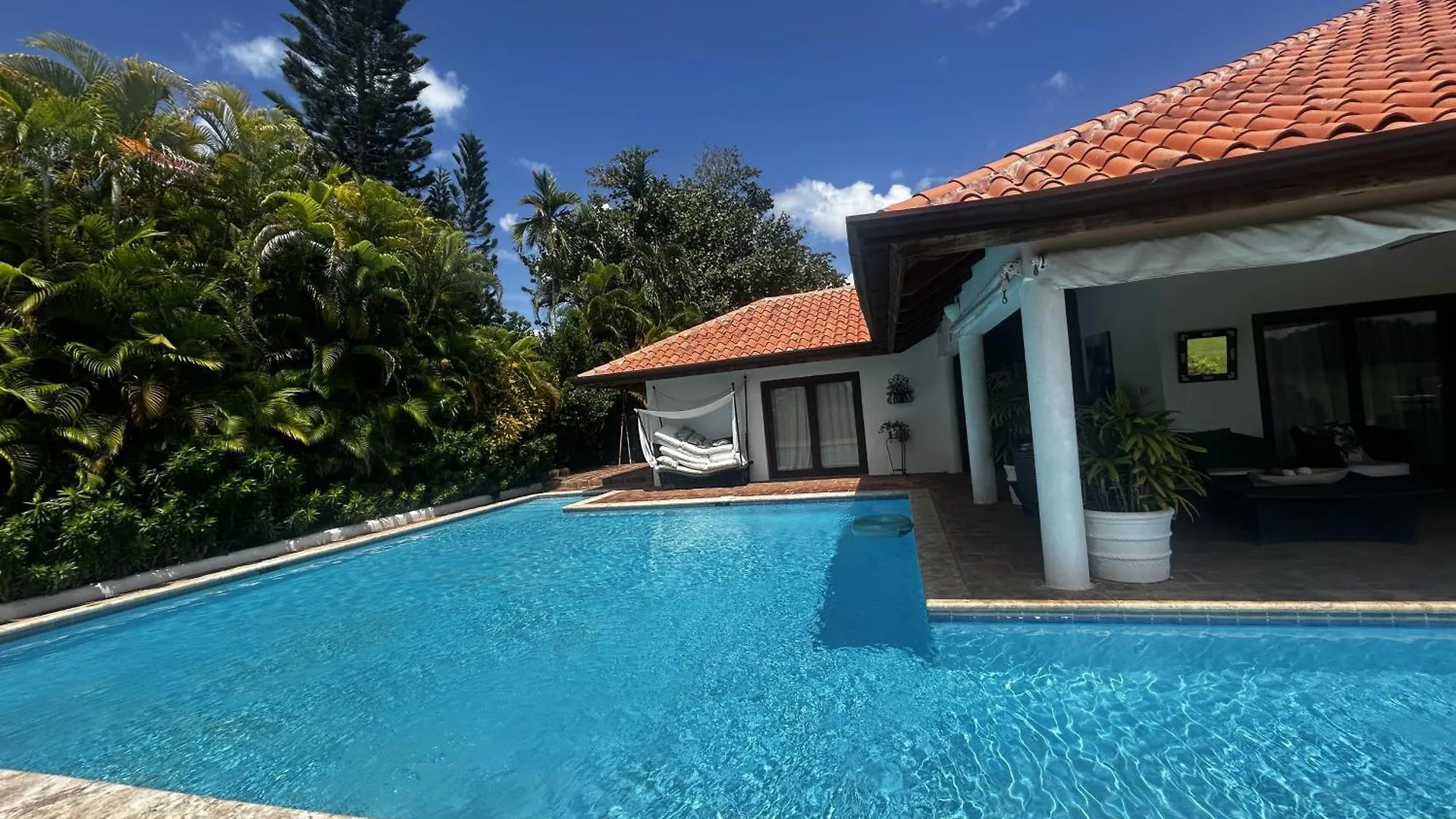Los Lagos 19- Golf And Lake View 5-Bedroom Villa La Romana